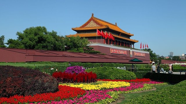 祝国家成立的72周年
