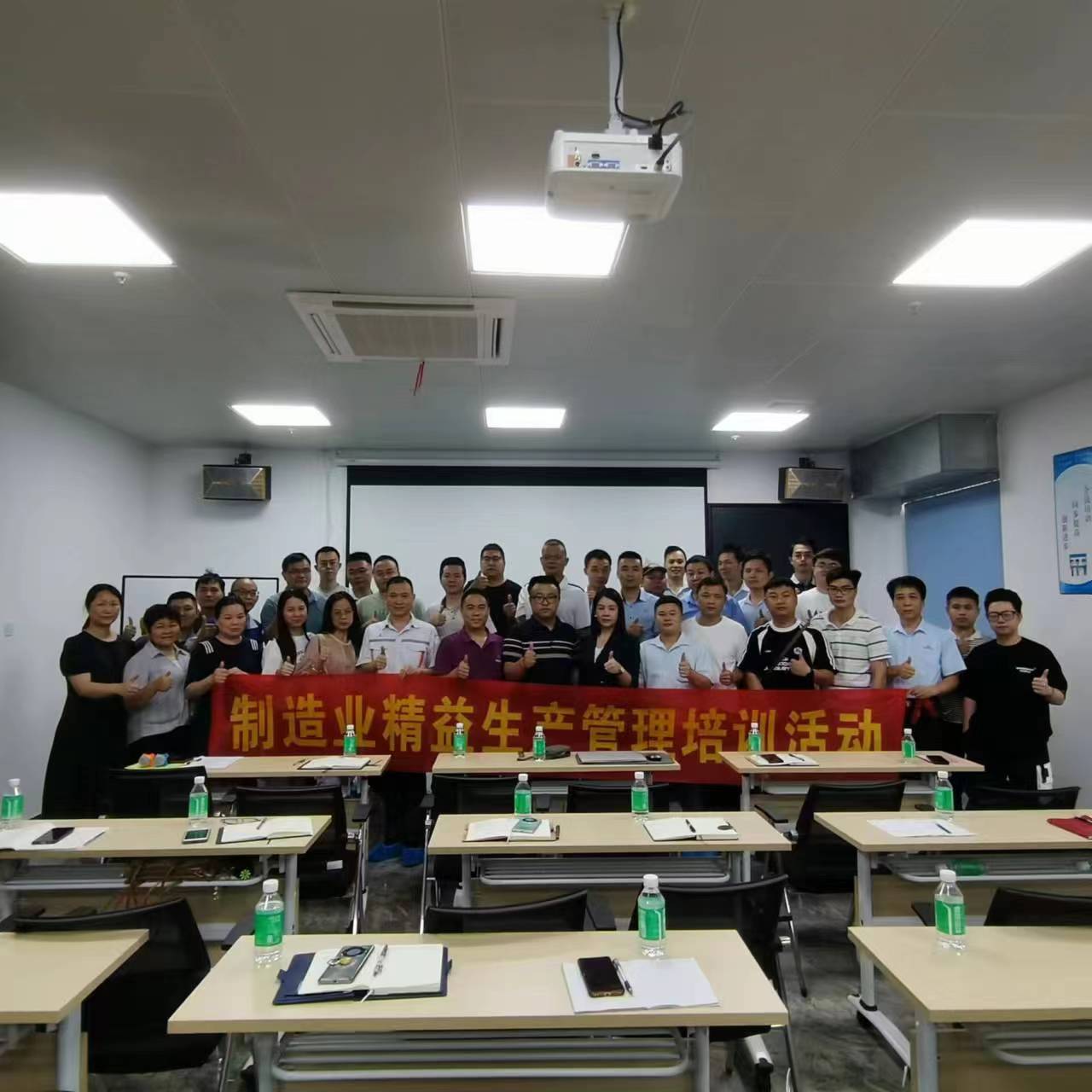 C:\Users\Administrator\Documents\WeChat Files\wxid_ojkpiqofx2fk22\FileStorage\Temp\57c3462f3298deb0294f6624c365223.jpg